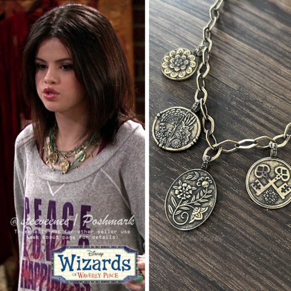 Reversible Medallion Coin Chain Necklace ASO Alex Russo - Picture 3 of 10